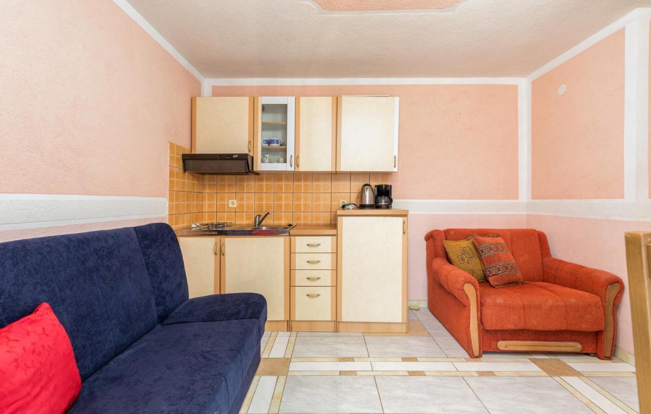 Apartments Orange 709 Fažana Eksteriør bilde