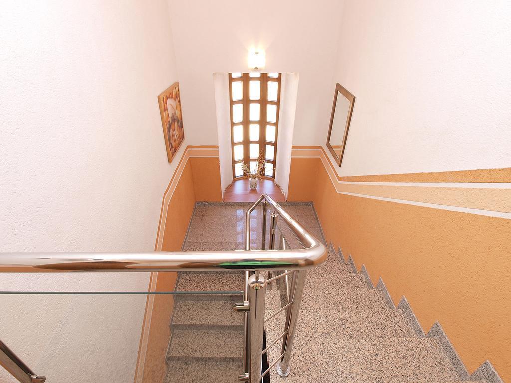 Apartments Orange 709 Fažana Eksteriør bilde